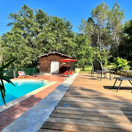 & Jasmin D'hotes Naturistes En Provence Frühstückspension *